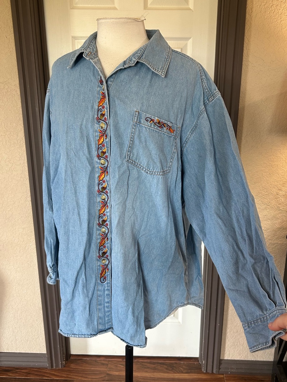 Vintage 90s Style Studio Chambray Denim Button Down Top with Fall Autumn Leaves